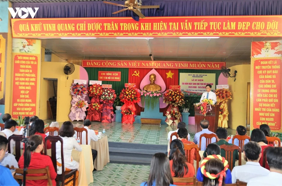 Cựu chiến binh 30 năm dựng khu tưởng niệm Bác Hồ ở Nam Nha Trang Cựu chiến binh 30 năm dựng khu tưởng niệm Bác Hồ ở Nam Nha Trang