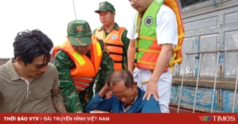 Cứu ngư dân bị chấn thương nặng trên vùng biển Bạch Long Vĩ