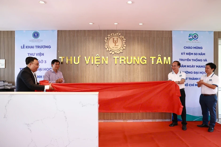 Cựu người học góp phần tạo nên giá trị của Trường ĐH Luật TP.HCM Cựu người học góp phần tạo nên giá trị của Trường ĐH Luật TP.HCM
