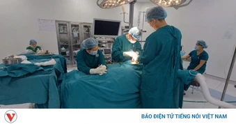 Cứu sống công nhân té giàn giáo, thủng cơ hoành, rách gan nặng