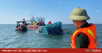 Cứu thành công 7 ngư dân trên tàu cá bị sóng lớn đánh chìm ở Hà Tĩnh