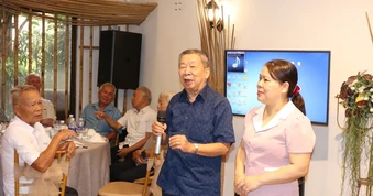 Cựu tù chính trị Côn Đảo trong niềm vui ngày gặp mặt