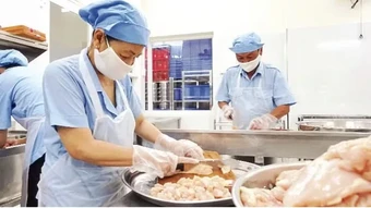 Đa dạng hóa hình thức tổ chức bữa ăn học đường