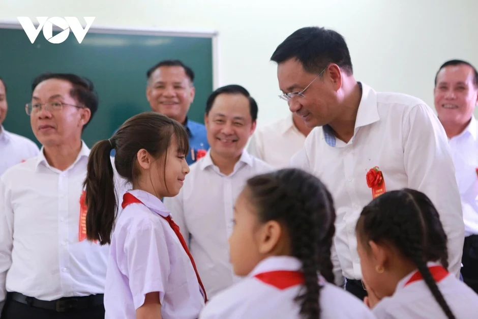 Đà Nẵng bàn giao trường hữu nghị cho Hội người Việt tỉnh Salavanh