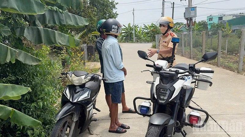 Đà Nẵng bảo đảm trật tự an toàn giao thông dịp lễ 30/4 và 1/5 Đà Nẵng bảo đảm trật tự an toàn giao thông dịp lễ 30/4 và 1/5