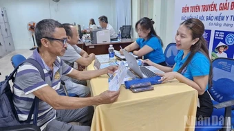 Đà Nẵng: Đa dạng sự lựa chọn điểm thu và nhân viên thu bảo hiểm xã hội từ công cụ hỗ trợ tra cứu