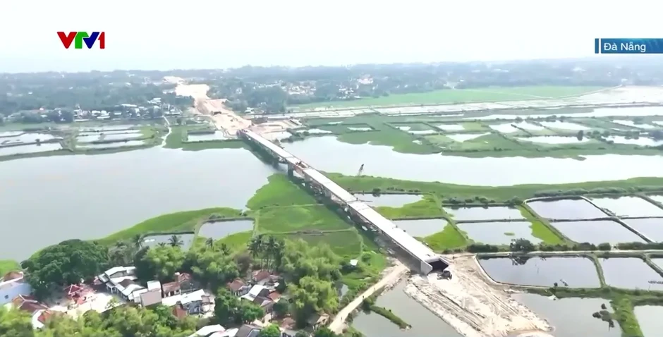 Đà Nẵng: Gian nan tìm “lối đi” cho hàng chục cây cầu Đà Nẵng: Gian nan tìm “lối đi” cho hàng chục cây cầu