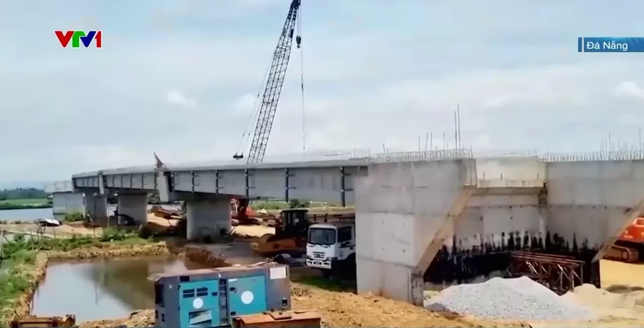 Đà Nẵng: Gian nan tìm “lối đi” cho hàng chục cây cầu Đà Nẵng: Gian nan tìm “lối đi” cho hàng chục cây cầu