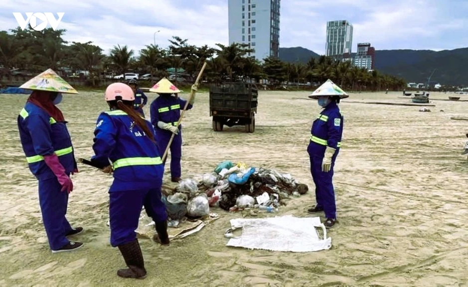 Đà Nẵng giữ phố phường sạch đẹp phục vụ lễ hội pháo hoa và cao điểm du lịch