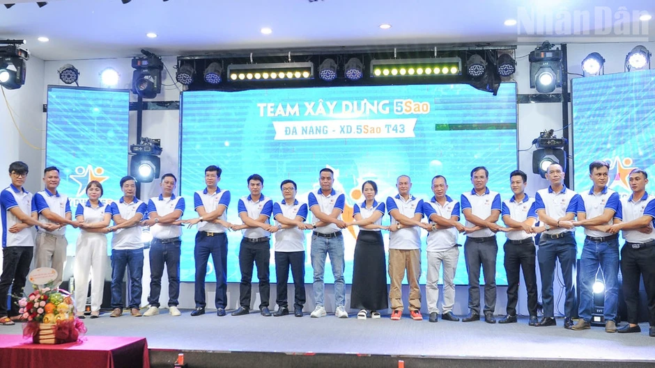 Đà Nẵng: Hệ sinh thái ứng dụng 5Sao ra mắt lực lượng thi công thực địa Đà Nẵng: Hệ sinh thái ứng dụng 5Sao ra mắt lực lượng thi công thực địa