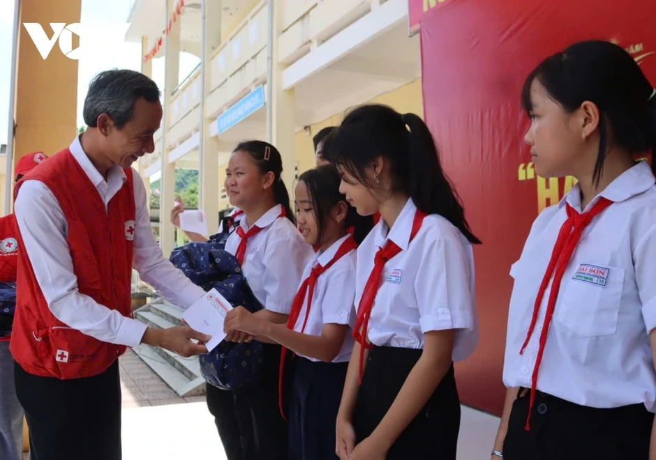Đà Nẵng hỗ trợ 700 triệu đồng tại Chương trình “Hành trình nhân ái vì cộng đồng” Đà Nẵng hỗ trợ 700 triệu đồng tại Chương trình “Hành trình nhân ái vì cộng đồng”