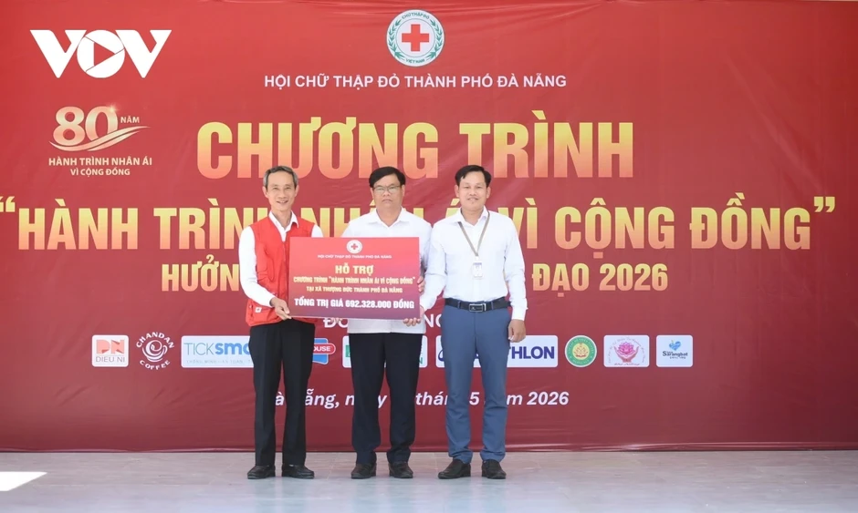 Đà Nẵng hỗ trợ 700 triệu đồng tại Chương trình “Hành trình nhân ái vì cộng đồng” Đà Nẵng hỗ trợ 700 triệu đồng tại Chương trình “Hành trình nhân ái vì cộng đồng”