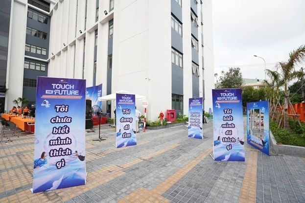 Đà Nẵng: Hơn 600 học sinh được trải nghiệm và “giải mã” tương lai việc làm Đà Nẵng: Hơn 600 học sinh được trải nghiệm và “giải mã” tương lai việc làm