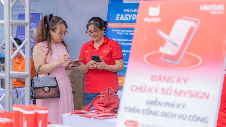 Đà Nẵng: Khai mạc Ngày hội Mùa hè số Hòa Khánh 2026 - Hướng tới nền hành chính phục vụ nhân dân