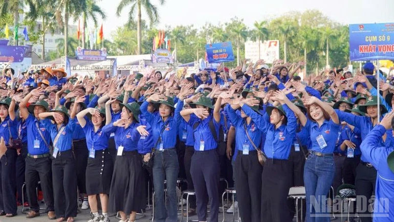 Đà Nẵng kỷ niệm 95 năm Ngày thành lập Đoàn Thanh niên Cộng sản Hồ Chí Minh Đà Nẵng kỷ niệm 95 năm Ngày thành lập Đoàn Thanh niên Cộng sản Hồ Chí Minh