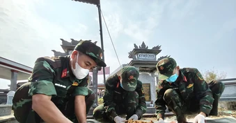 Đà Nẵng: Phát hiện nhiều di vật liệt sĩ trong khu mộ tập thể tại xã Thu Bồn