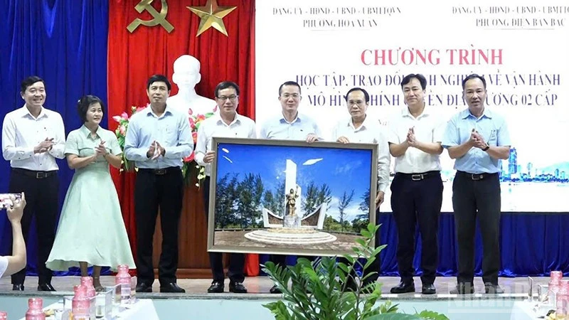 Đà Nẵng: Phường Điện Bàn Bắc và phường Hòa Xuân trao đổi kinh nghiệm vận hành mô hình chính quyền địa phương 2 cấp Đà Nẵng: Phường Điện Bàn Bắc và phường Hòa Xuân trao đổi kinh nghiệm vận hành mô hình chính quyền địa phương 2 cấp