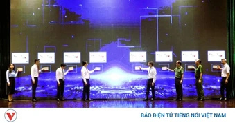 Đà Nẵng ra mắt thí điểm 11 Kiosk thông minh dịch vụ công