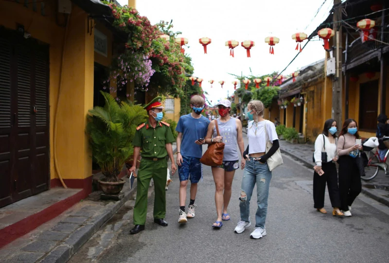 Đà Nẵng “siết vỉa hè”, quyết tâm trả lại không gian xanh cho đô thị Đà Nẵng “siết vỉa hè”, quyết tâm trả lại không gian xanh cho đô thị