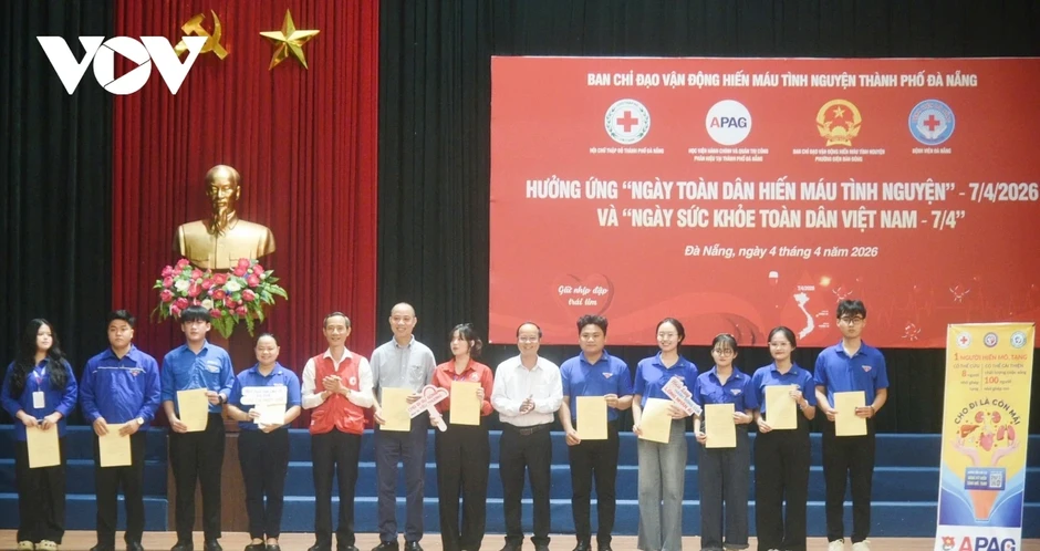 Đà Nẵng tổ chức lễ phát động hưởng ứng “Ngày toàn dân hiến máu tình nguyện” Đà Nẵng tổ chức lễ phát động hưởng ứng “Ngày toàn dân hiến máu tình nguyện”