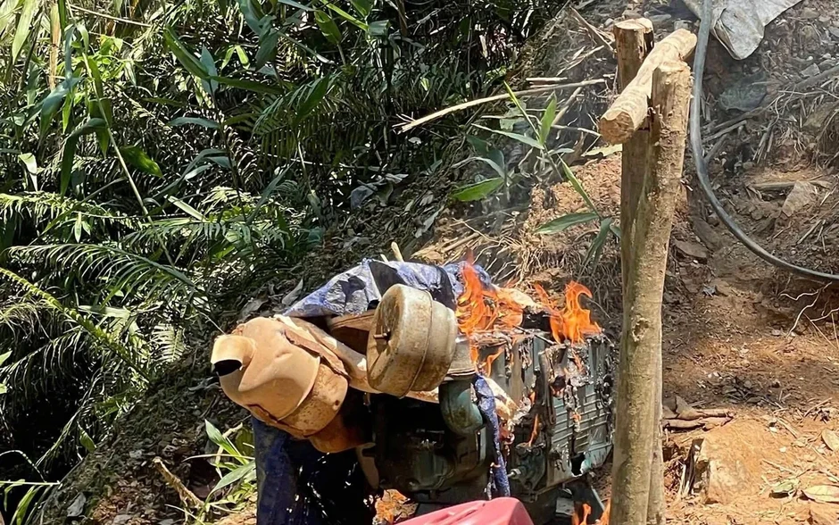 Đà Nẵng: Truy quét, xử lý khai thác khoảng sản trái phép trên địa bàn xã Trà Tân Đà Nẵng: Truy quét, xử lý khai thác khoảng sản trái phép trên địa bàn xã Trà Tân