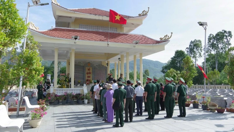 Đà Nẵng xác minh thông tin liệt sĩ tại hang Đá Sập Đà Nẵng xác minh thông tin liệt sĩ tại hang Đá Sập