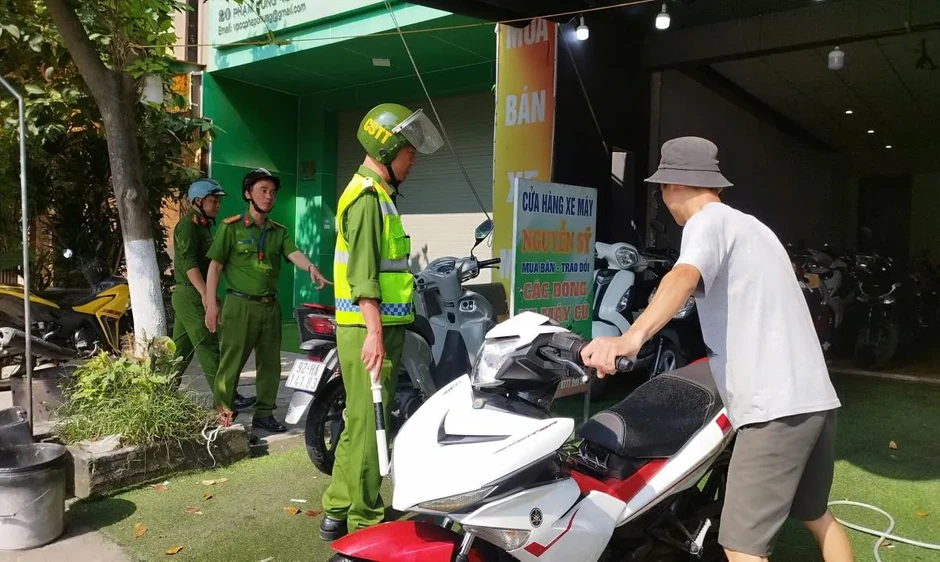Đà Nẵng xử lý nghiêm tình trạng lấn chiếm vỉa hè Đà Nẵng xử lý nghiêm tình trạng lấn chiếm vỉa hè