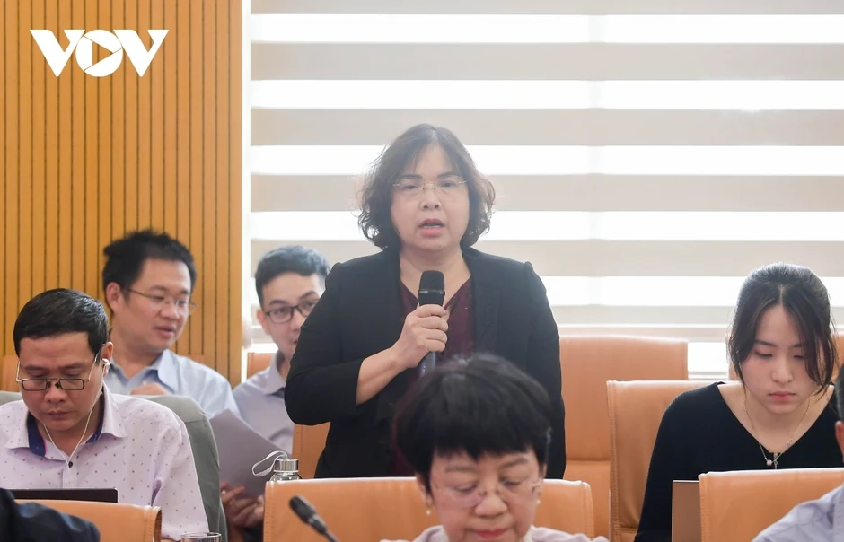 Đại diện Bộ NN&MT lên tiếng gỡ khó cho người dân vì chữ “thổ cư” trên sổ đỏ Đại diện Bộ NN&MT lên tiếng gỡ khó cho người dân vì chữ “thổ cư” trên sổ đỏ