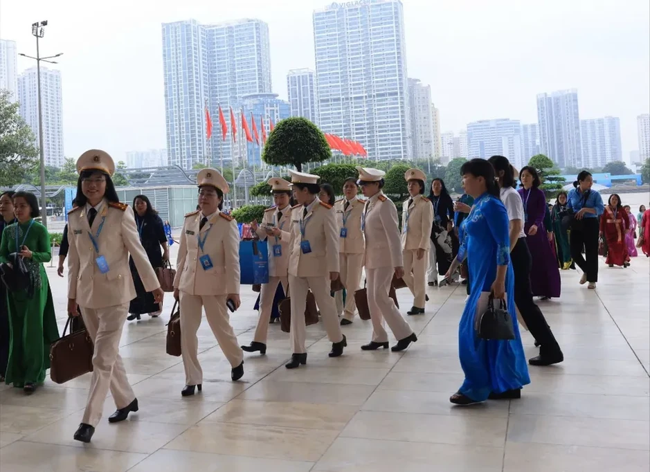 Đại hội đại biểu Phụ nữ toàn quốc lần thứ XIV bước vào ngày làm việc đầu tiên