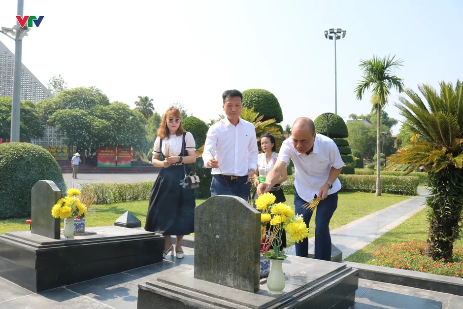 Đài Truyền hình Việt Nam tri ân các Anh hùng liệt sĩ và chiến sĩ Điện Biên Đài Truyền hình Việt Nam tri ân các Anh hùng liệt sĩ và chiến sĩ Điện Biên