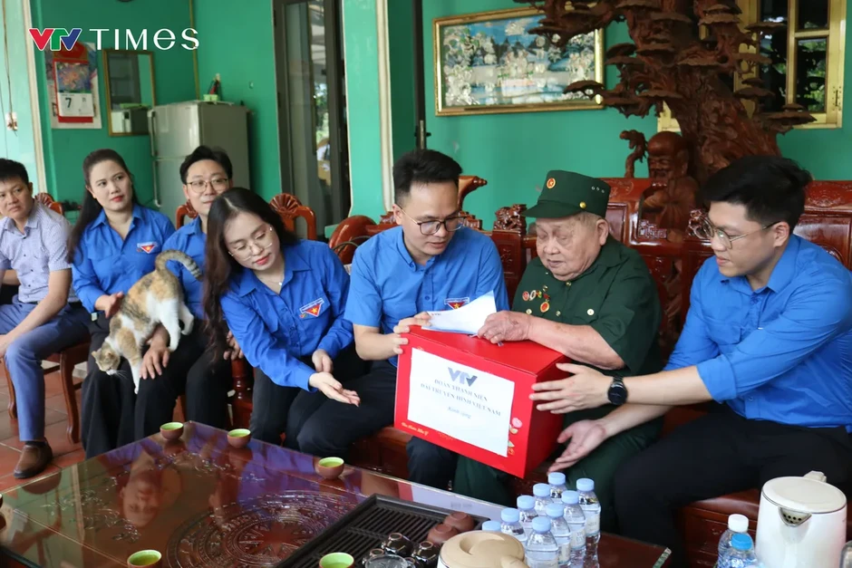 Đài Truyền hình Việt Nam tri ân các Anh hùng liệt sĩ và chiến sĩ Điện Biên Đài Truyền hình Việt Nam tri ân các Anh hùng liệt sĩ và chiến sĩ Điện Biên