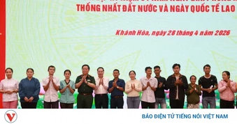 Đại tướng Nguyễn Trọng Nghĩa tri ân gia đình chính sách tại Khánh Hòa