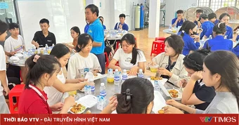 Đắk Lắk: Bữa cơm yêu thương tiếp sức thí sinh vùng sâu, vùng biên thi THPT 2026