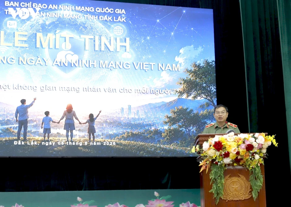 Đắk Lắk hướng tới mô hình an ninh mạng lấy con người làm trung tâm Đắk Lắk hướng tới mô hình an ninh mạng lấy con người làm trung tâm