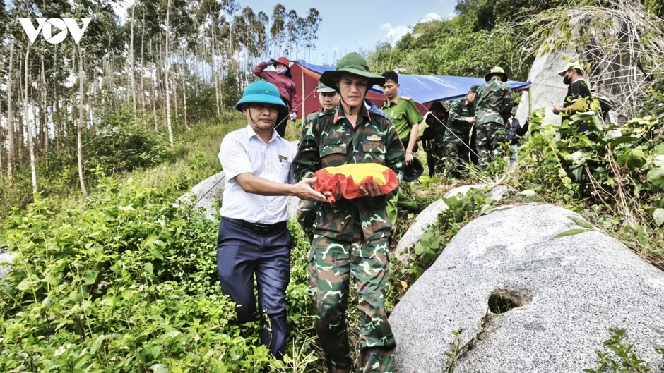 Đắk Lắk phát hiện, quy tập thêm một hài cốt liệt sĩ tại núi Cư Jú Đắk Lắk phát hiện, quy tập thêm một hài cốt liệt sĩ tại núi Cư Jú