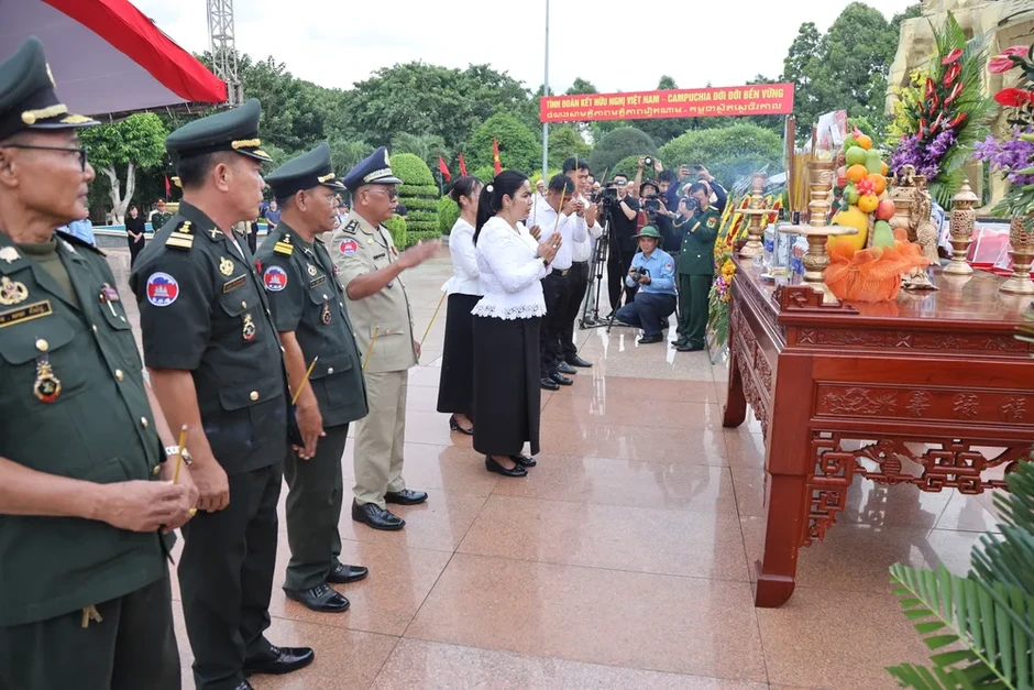 Đắk Lắk tổ chức lễ truy điệu, an táng 27 hài cốt liệt sĩ Đắk Lắk tổ chức lễ truy điệu, an táng 27 hài cốt liệt sĩ