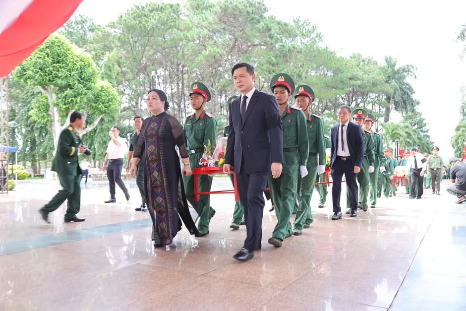 Đắk Lắk tổ chức lễ truy điệu, an táng 27 hài cốt liệt sĩ Đắk Lắk tổ chức lễ truy điệu, an táng 27 hài cốt liệt sĩ