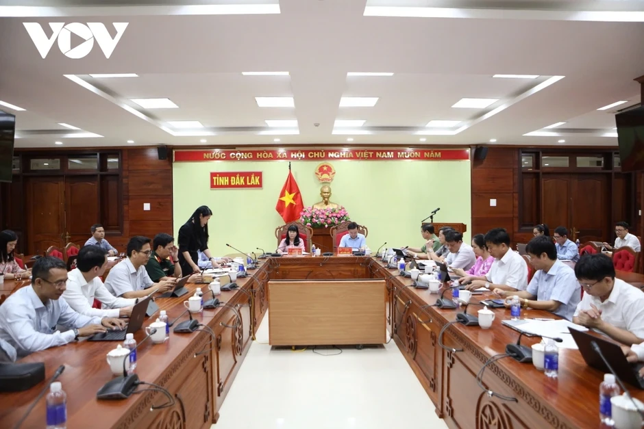Đắk Lắk yêu cầu chuyển đổi số phải "ra sản phẩm, đo đếm được" Đắk Lắk yêu cầu chuyển đổi số phải "ra sản phẩm, đo đếm được"