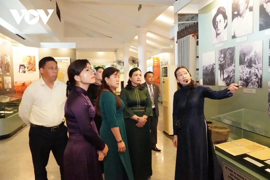 Dâng hương tưởng niệm 58 năm ngày 504 đồng bào Sơn Mỹ bị thảm sát Dâng hương tưởng niệm 58 năm ngày 504 đồng bào Sơn Mỹ bị thảm sát