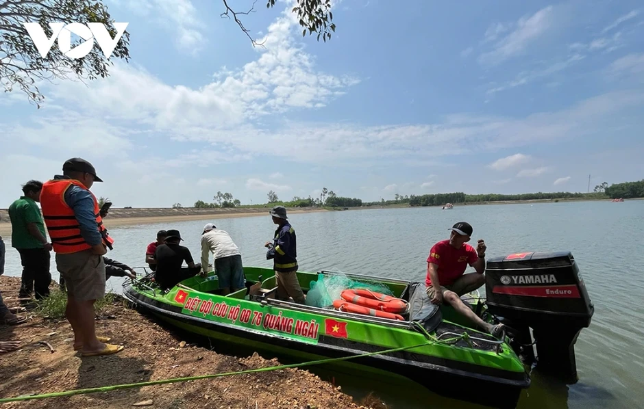 Đang nhậu nhảy xuống đập Gò Lang tắm thì mất tích Đang nhậu nhảy xuống đập Gò Lang tắm thì mất tích
