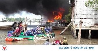 Đang trồng cây, chiến sỹ cảnh sát biển kịp thời khống chế vụ cháy 4 nhà dân