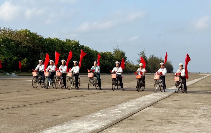 Đảo Trường Sa sẵn sàng cùng cả nước trong “Ngày hội non sông”