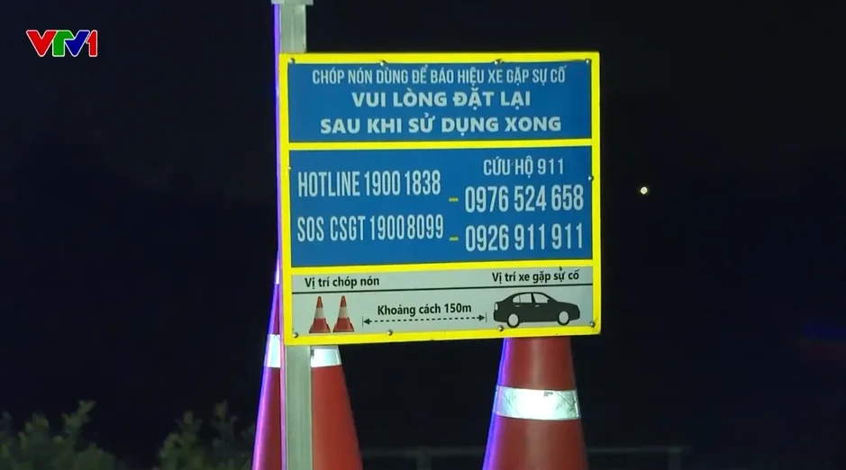 Đặt sẵn chóp nón cảnh báo giúp giảm tai nạn trên cao tốc