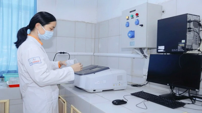Dấu ấn nữ cán bộ “hai giỏi” Dấu ấn nữ cán bộ “hai giỏi”