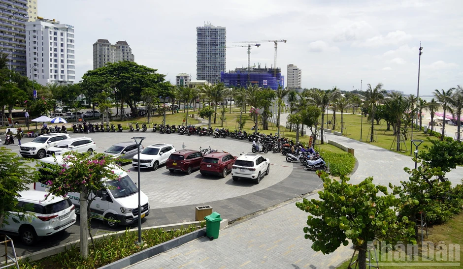 Đấu giá cho thuê quyền khai thác Công viên Thùy Vân có trị giá 1.100 tỷ đồng Đấu giá cho thuê quyền khai thác Công viên Thùy Vân có trị giá 1.100 tỷ đồng