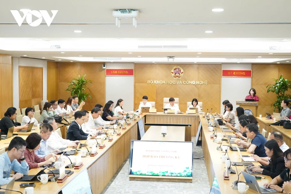 Đấu giá tên miền “.vn” lần đầu: Khẳng định giá trị tài sản số Việt Đấu giá tên miền “.vn” lần đầu: Khẳng định giá trị tài sản số Việt