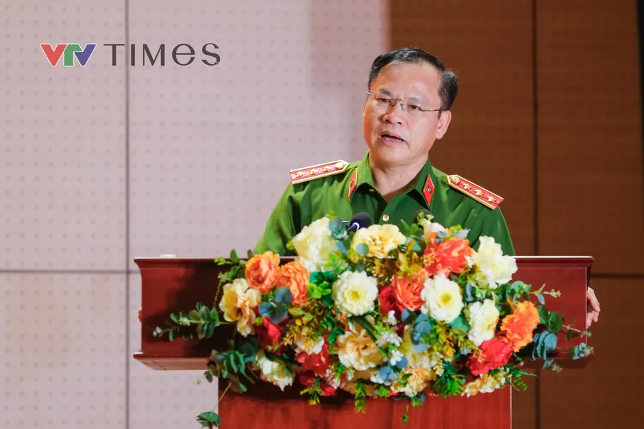 Đấu tranh tội phạm ma túy phải đánh cả đường dây, bắt đối tượng cầm đầu, truy xét tận cùng Đấu tranh tội phạm ma túy phải đánh cả đường dây, bắt đối tượng cầm đầu, truy xét tận cùng