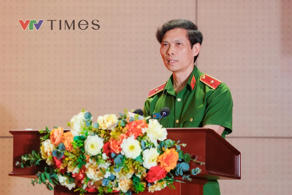 Đấu tranh tội phạm ma túy phải đánh cả đường dây, bắt đối tượng cầm đầu, truy xét tận cùng Đấu tranh tội phạm ma túy phải đánh cả đường dây, bắt đối tượng cầm đầu, truy xét tận cùng
