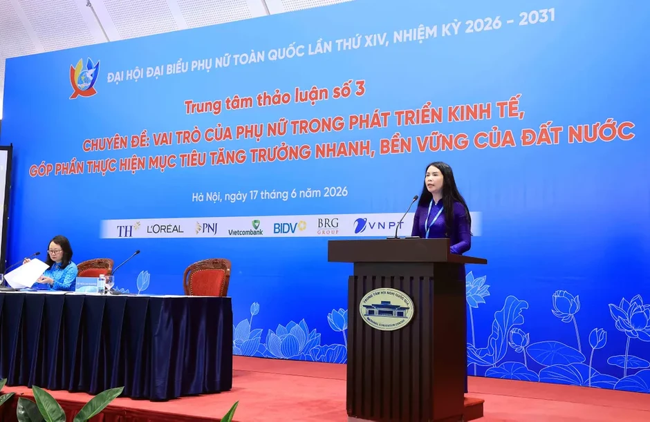 Đầu tư cho phụ nữ chính là đầu tư cho gia đình và tương lai đất nước Đầu tư cho phụ nữ chính là đầu tư cho gia đình và tương lai đất nước