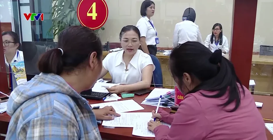 Đẩy mạnh dịch vụ công trực tuyến, giảm áp lực cho chính quyền cơ sở Đẩy mạnh dịch vụ công trực tuyến, giảm áp lực cho chính quyền cơ sở